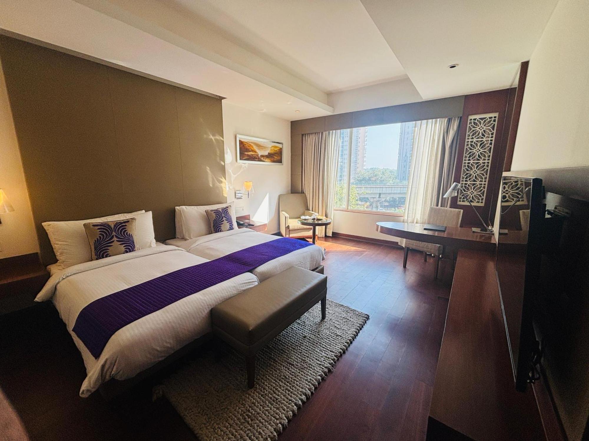 The Anya Hotel-Golf Course Road Gurgáon Kültér fotó