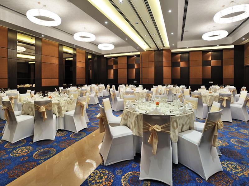 The Anya Hotel-Golf Course Road Gurgáon Kültér fotó