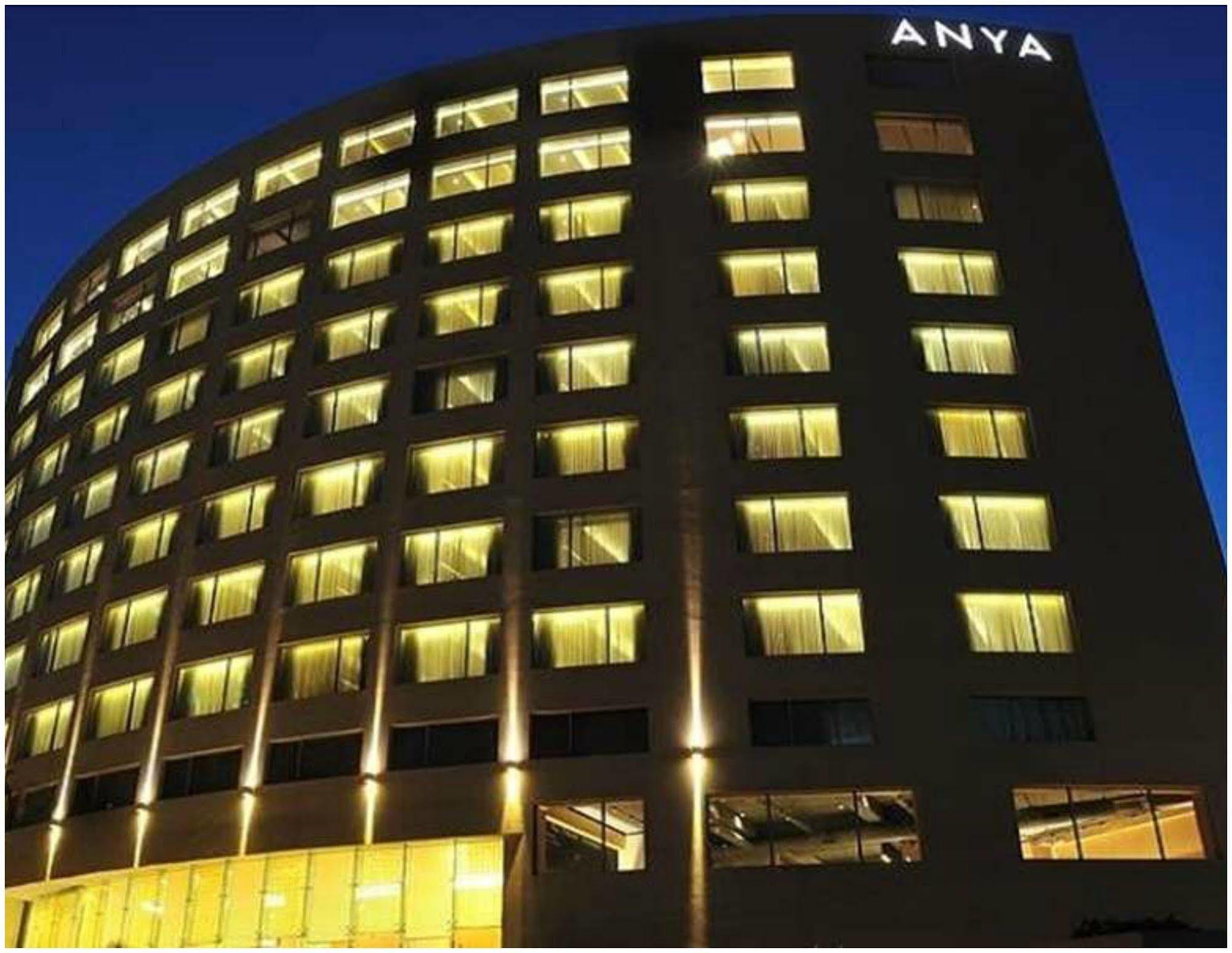 The Anya Hotel-Golf Course Road Gurgáon Kültér fotó