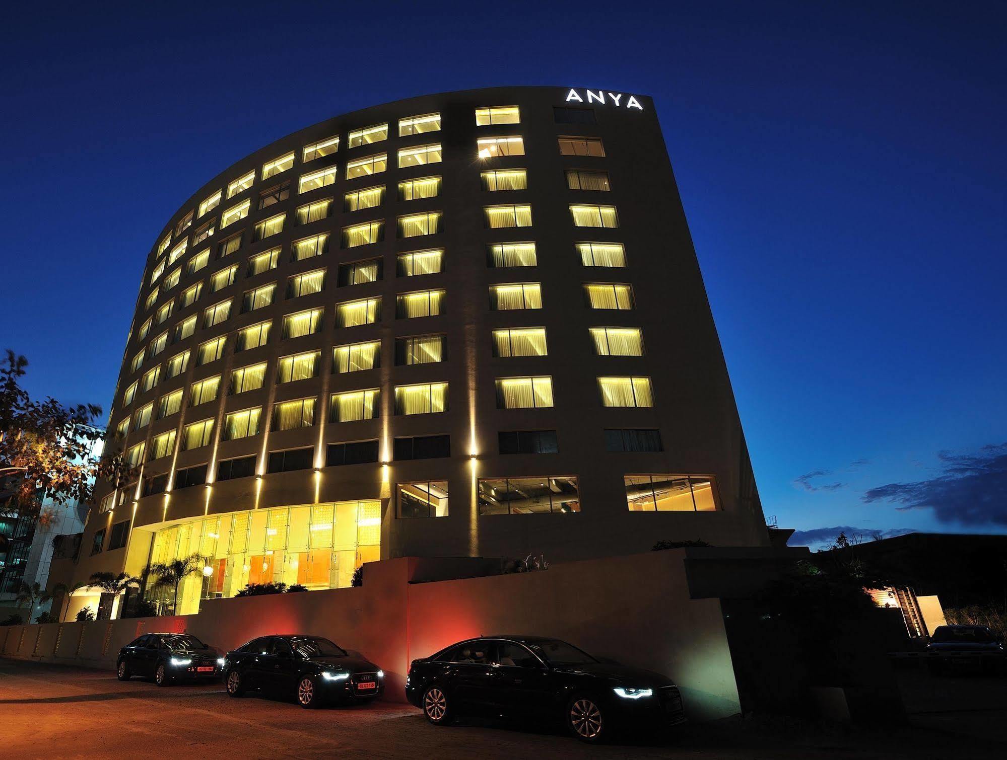 The Anya Hotel-Golf Course Road Gurgáon Kültér fotó