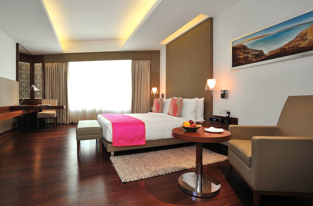 The Anya Hotel-Golf Course Road Gurgáon Kültér fotó